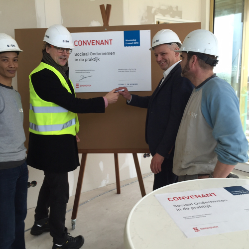 Tekenen convenant SR 2 2 maart 2016.JPG