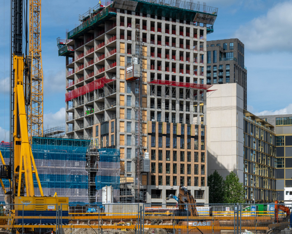 bouw-victoriatoren-steigerloos-metselen-26-foto-laurens-mulkens-2697.jpg