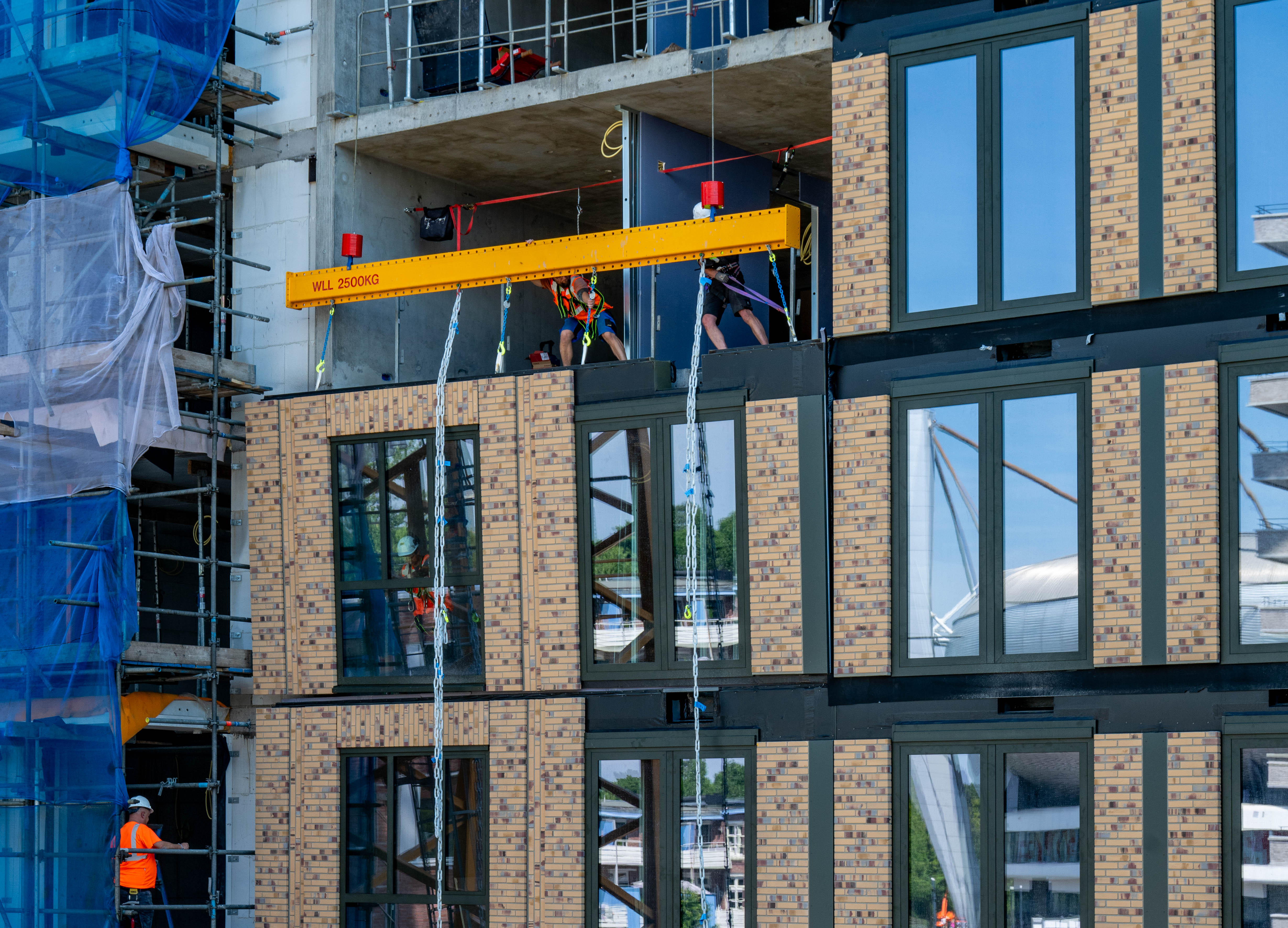 bouw-victoriatoren-steigerloos-metselen-26-foto-laurens-mulkens-3088.jpg